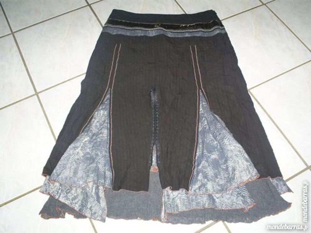 Jupe GARELLA Taille 44 Vêtements