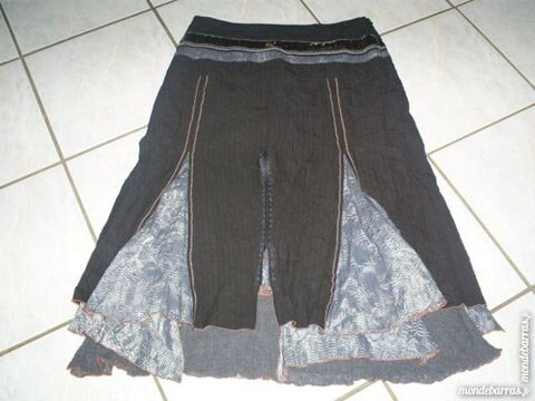 Jupe GARELLA Taille 44 20 Geneuille (25)