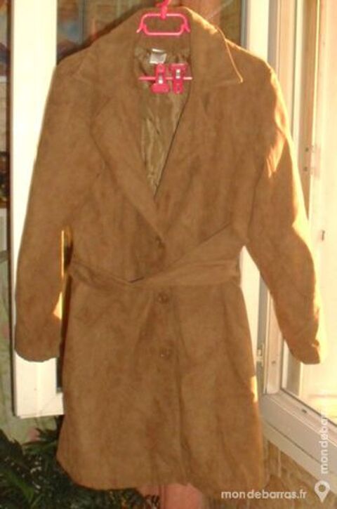 Manteau femme taille L 42-44 30 Montreuil (93)