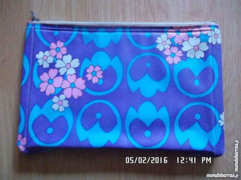 TROUSSE VINTAGE MAUVE FLEURS*JUSTE 3E*KIKI60230 Bijoux et montres
