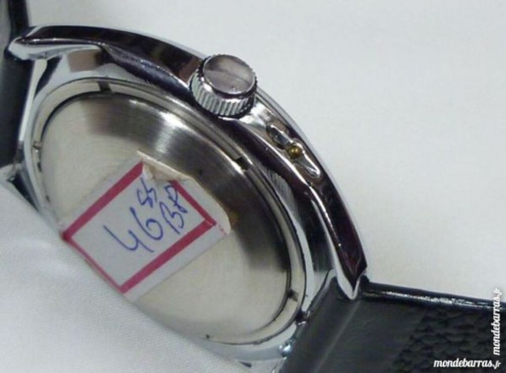 SEKONDA montre m&eacute;canique RUSSE 17 rubis SEK0001 Bijoux et montres