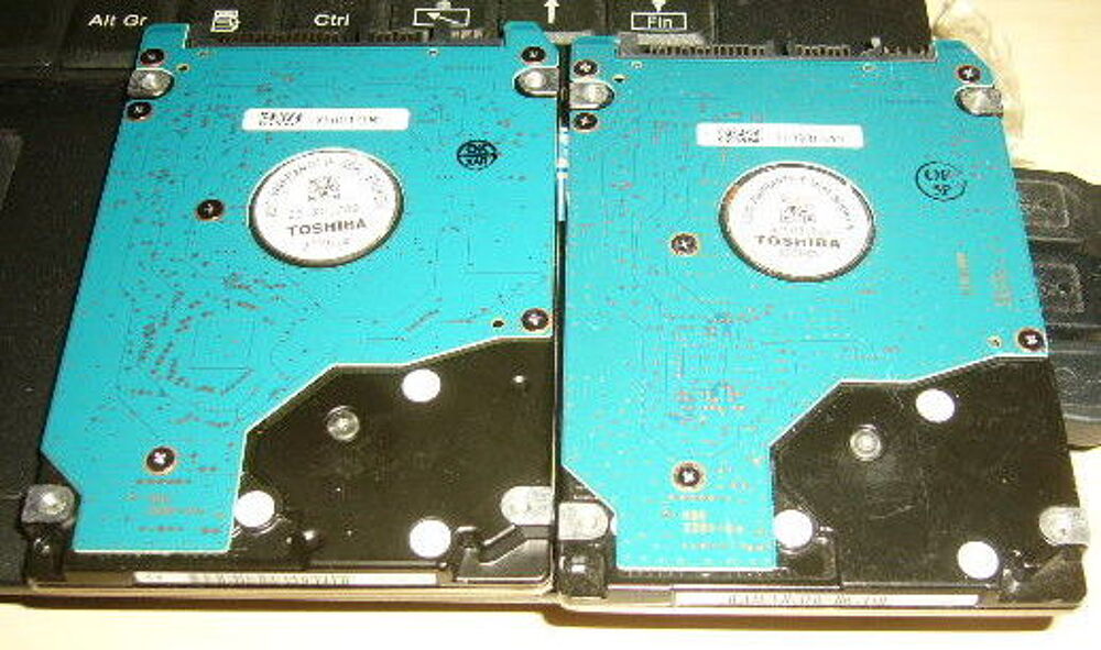 2 disques durs sata 640 et 160Gb &agrave; r&eacute;parer Matriel informatique