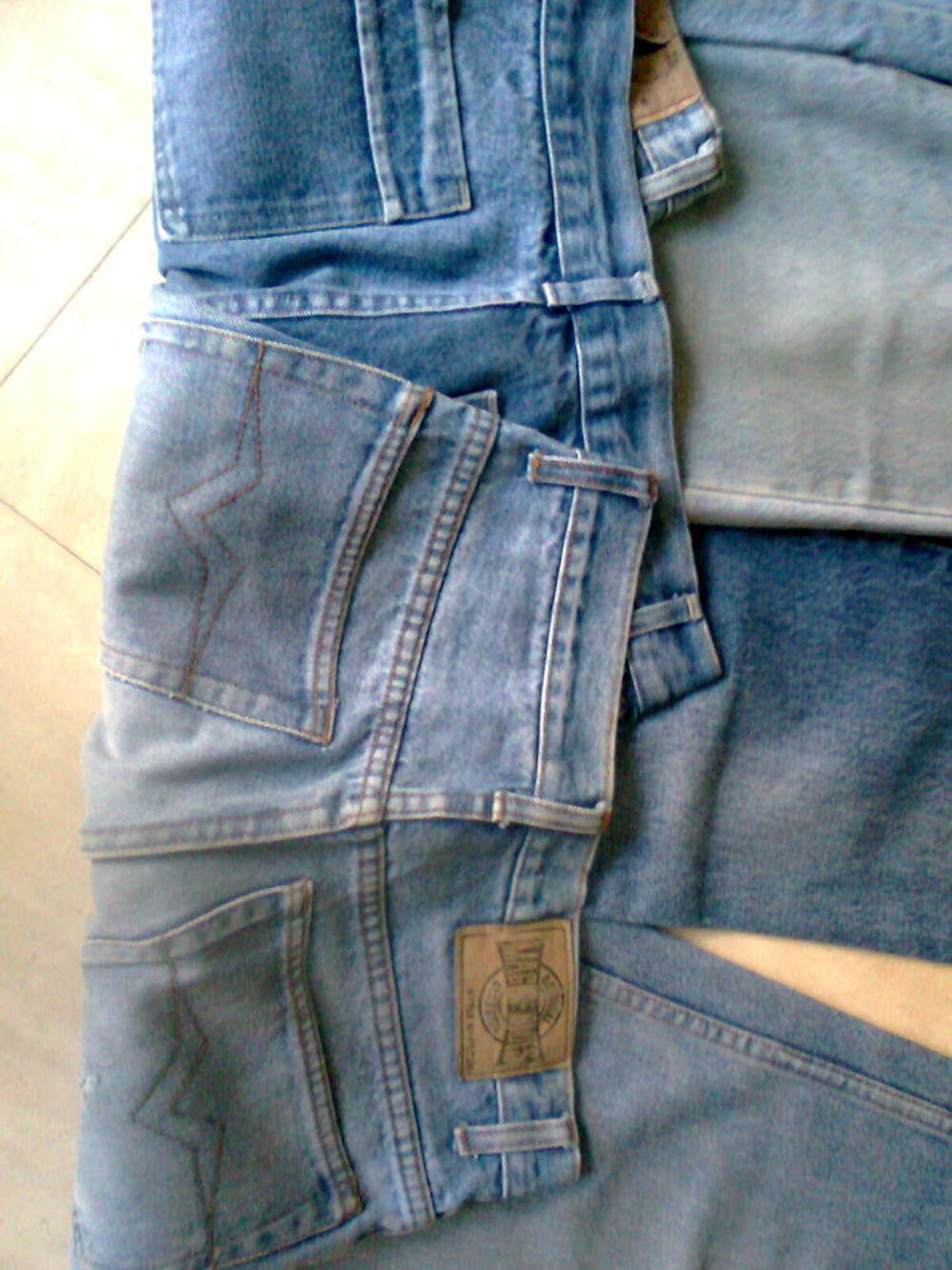 4 JEANS 36 et 38 -ou pour confection de sacs en jean - zoe Maroquinerie