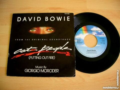 45 TOURS DAVID BOWIE Cat People 11 Nantes (44)