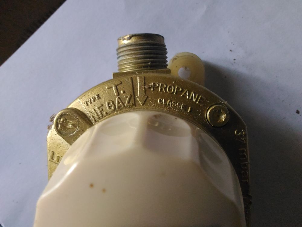 Robinet d&eacute;tendeur propane Bricolage