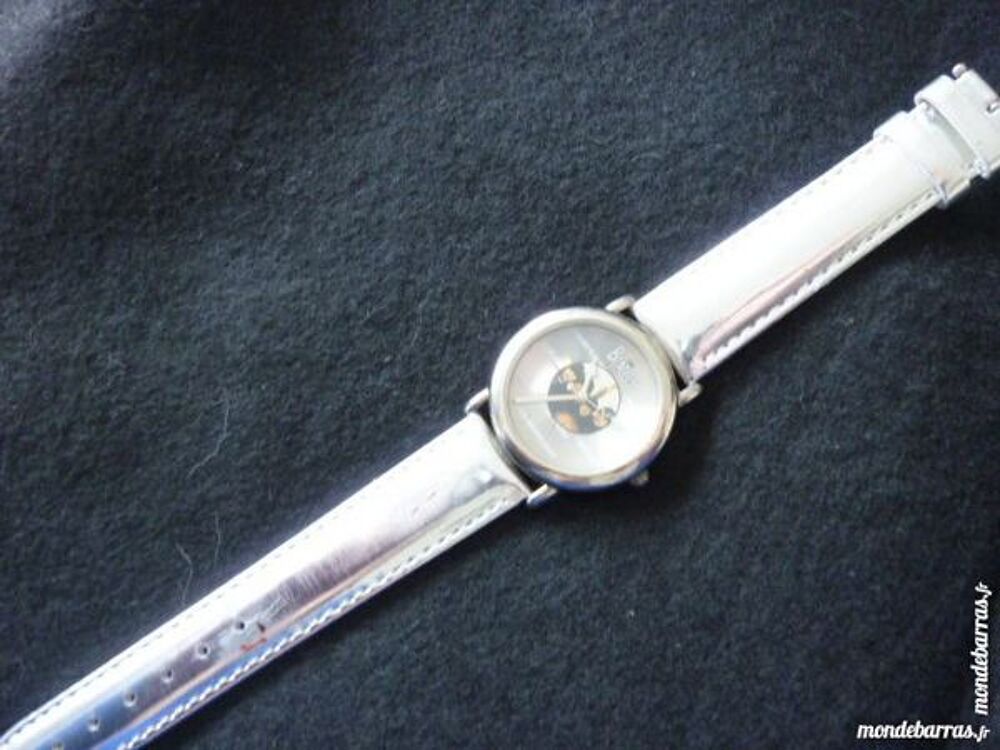 THE BEATLES ENGLAND montre analogique DIV0474 Bijoux et montres