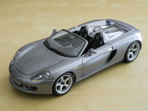 Porsche Carrera GT Maisto 1/18 dark grey 30 Toulouse (31)