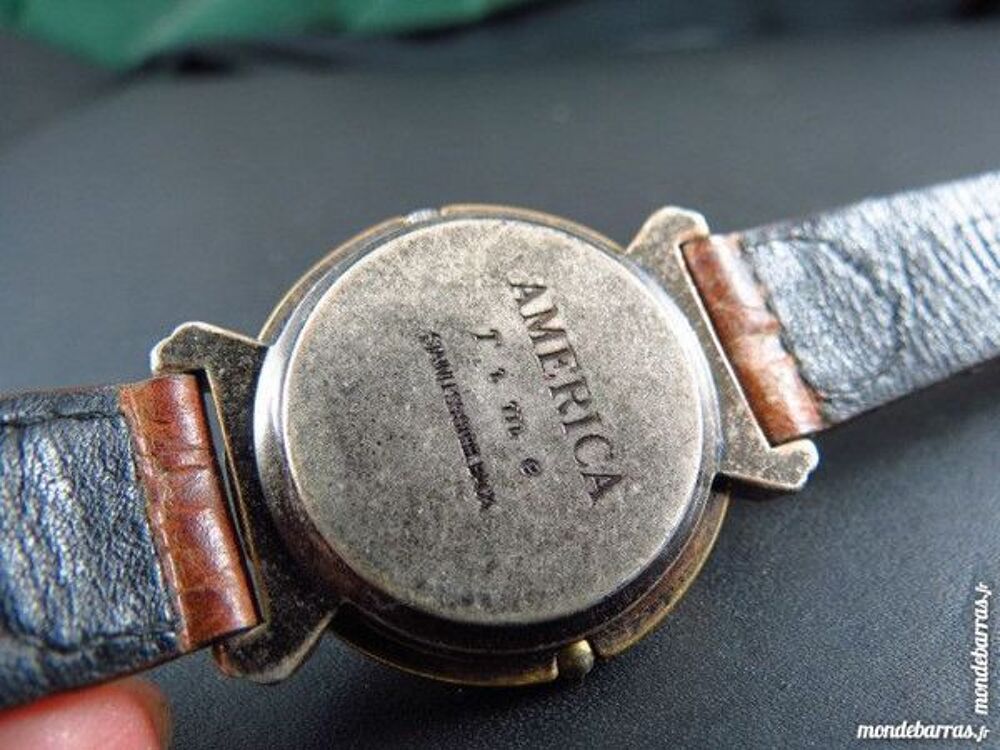 AMERICA P&eacute;rry Ellis montre s&eacute;rie limit&eacute;e DIV0365 Bijoux et montres