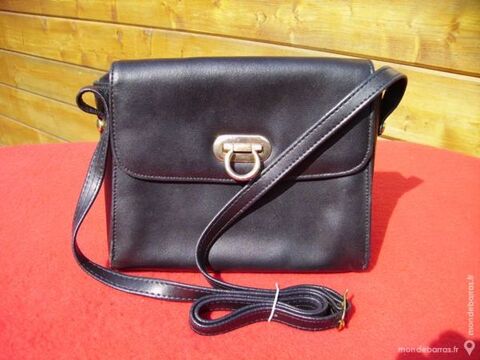 SAC FEMME noir 1 10 Dammarie-les-Lys (77)