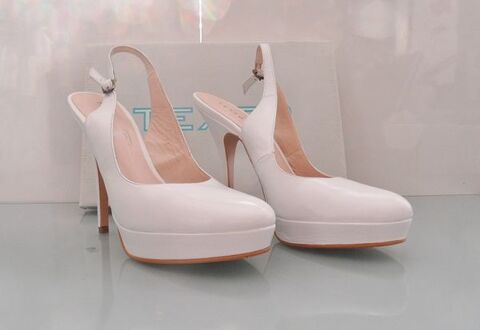 CHAUSSURES ESCARPINS FEMME TEXTO T38 CUIR TALONS HAUTS tbe.. 69 Marseille 11 (13)