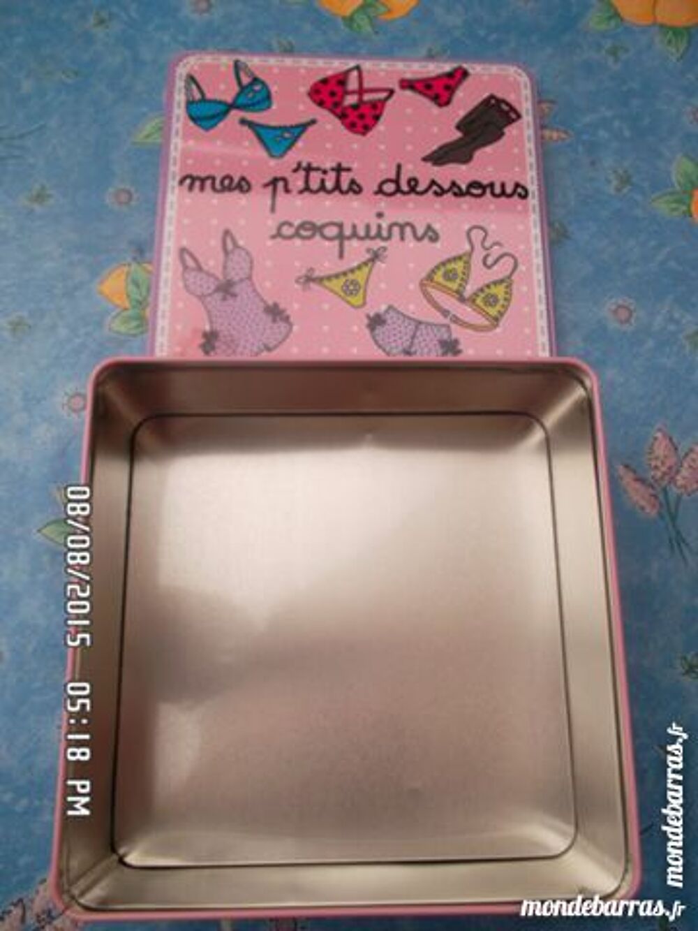 boite m&eacute;tal mes dessous coquins Décoration
