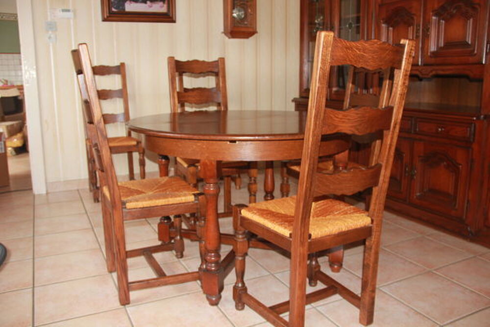 table et 6 chaises Meubles