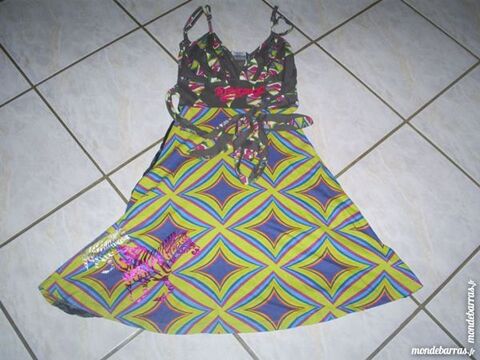 Robe DESIGUAL Taille S 35 Geneuille (25)