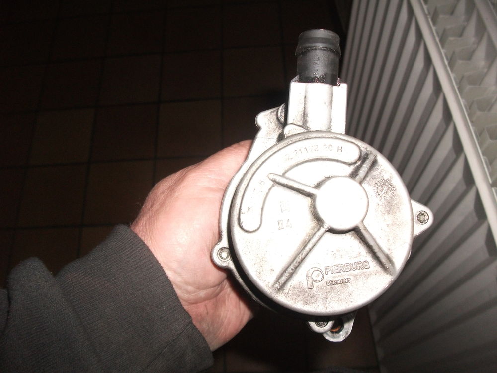 pompe a vide pour voiture Renault 1.9l Bricolage