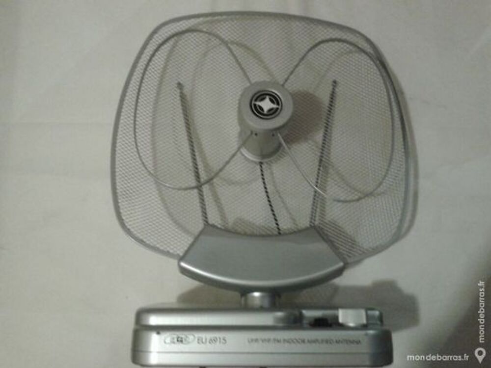 antenne amplifi&eacute;e Photos/Video/TV