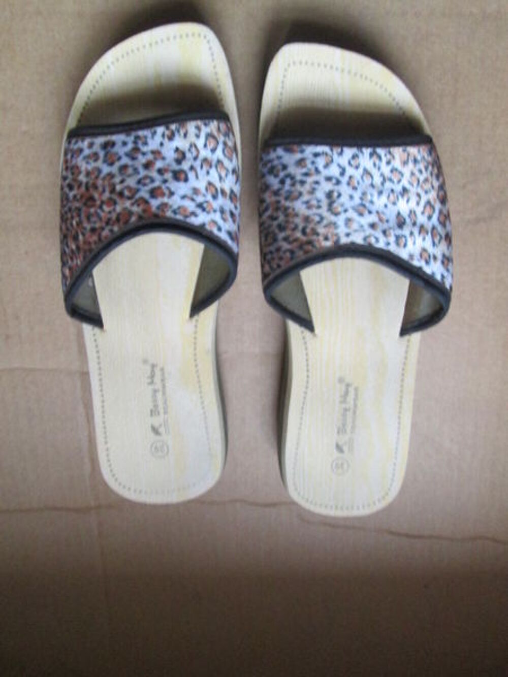 MULES femmes + divers Chaussures