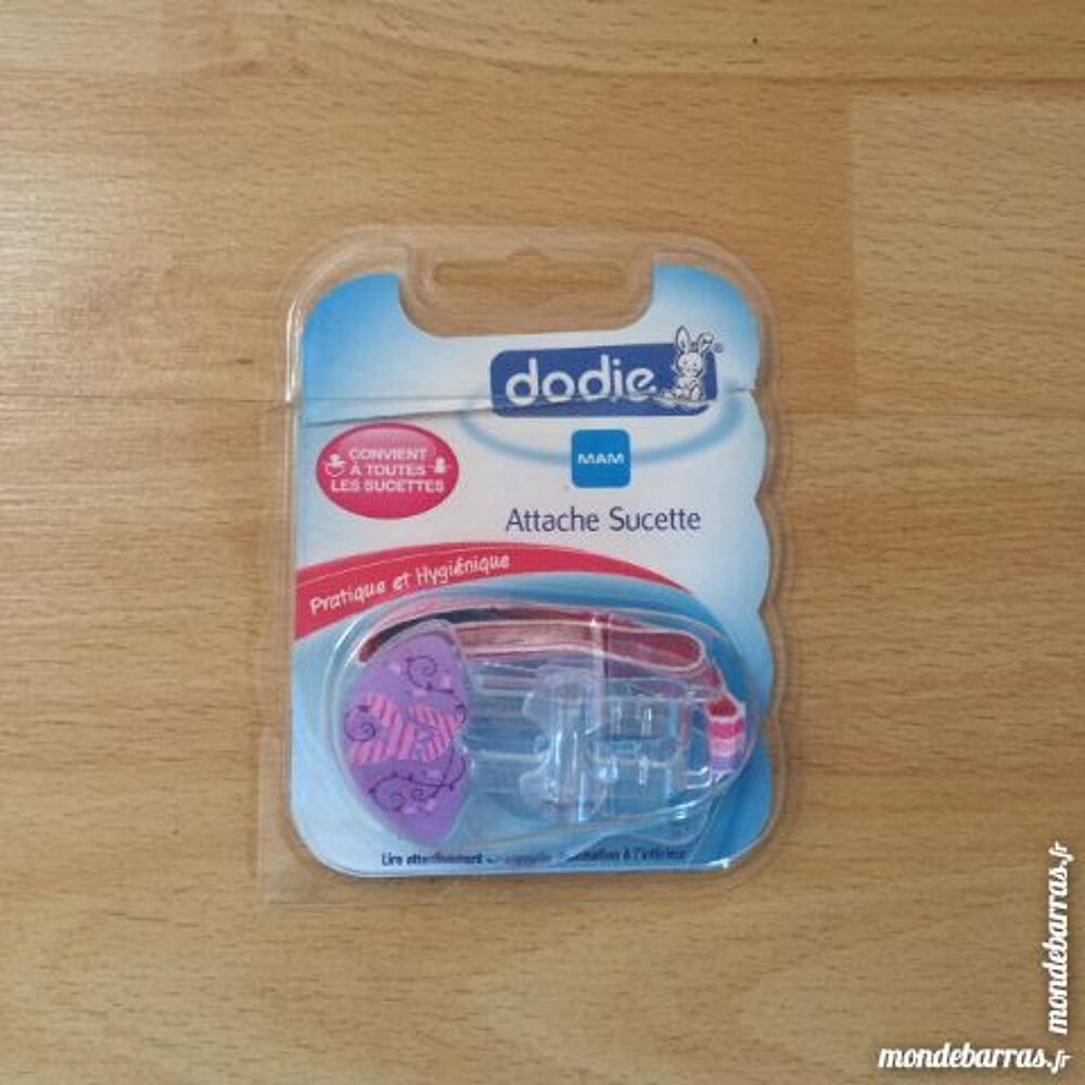 Attache sucette Dodie fille Puériculture