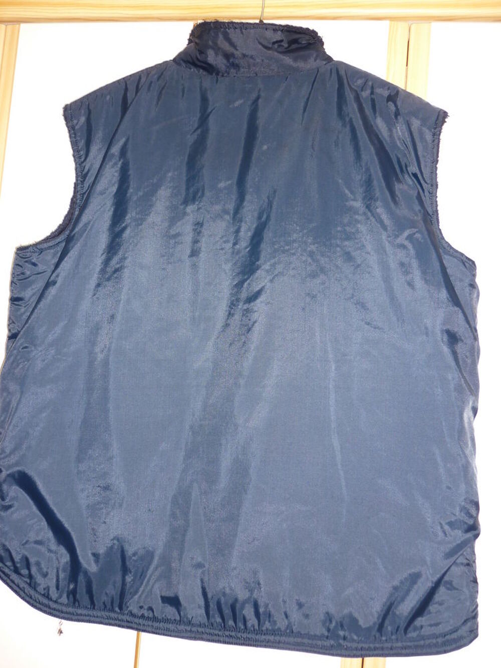 VESTE SANS MANCHE MARINE FOURREE XL Vêtements