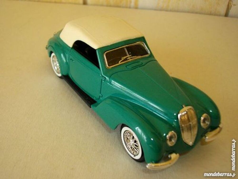 Alfa Romeo 6c 2500 sport 1/43 Solido comme Neuf Jeux / jouets