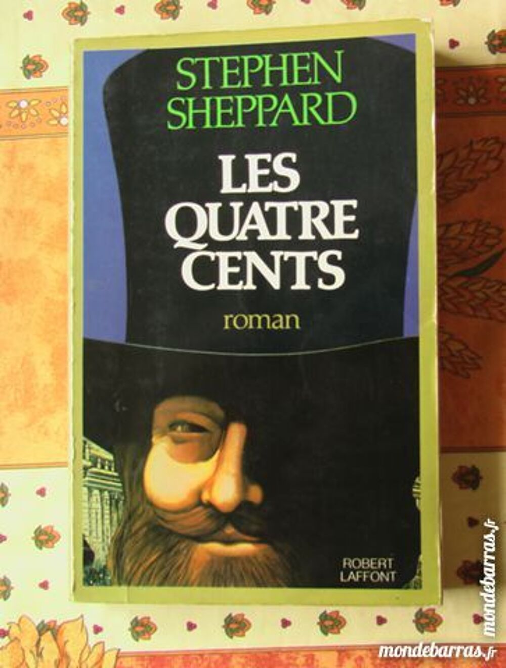 Livre-Les Quatre Cents Livres et BD