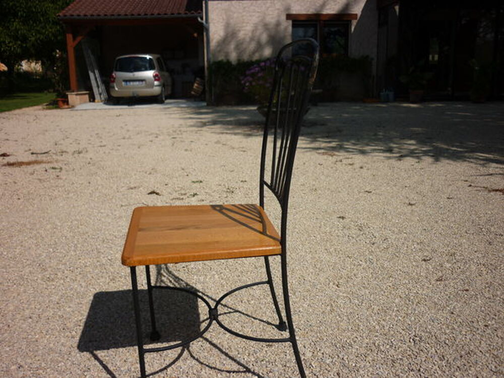 LOT DE 8 CHAISES EN FER FORGE Meubles