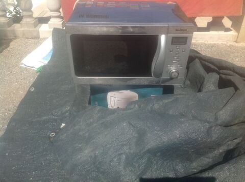 Four micro onds grill inox
Cafetire a caf smi pro 90 Le Cannet (06)