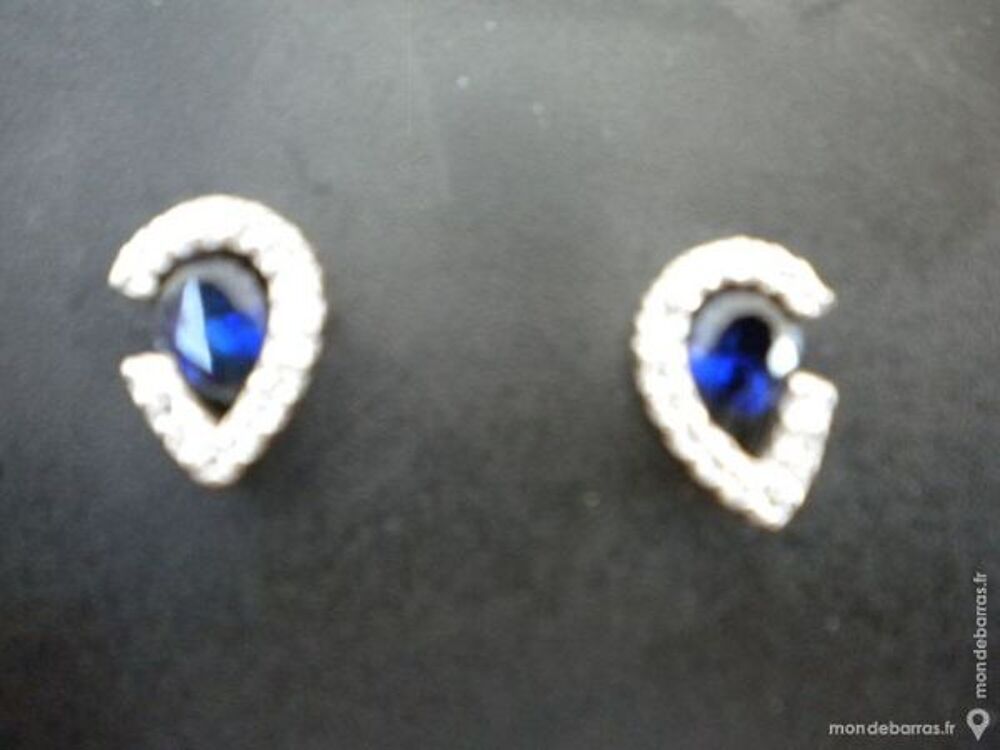 BOUCLES D'OREILLES Bijoux et montres