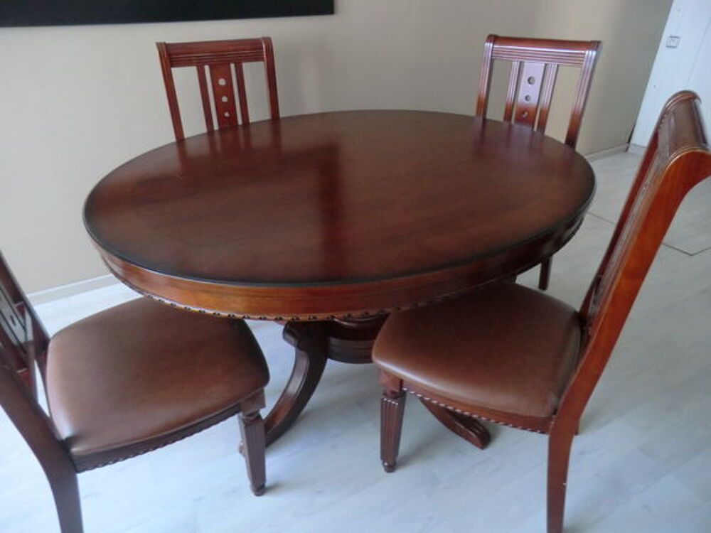 vente table +chaises Meubles