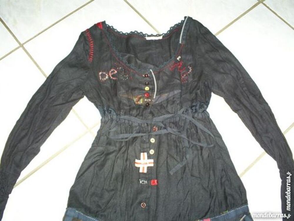 Robe DESIGUAL Taille 38 Vêtements