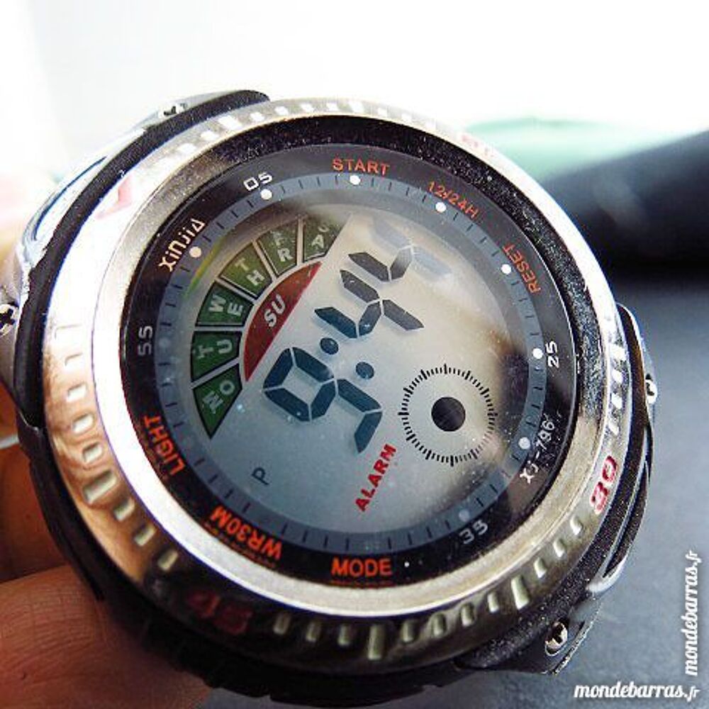 XINJIA LITHIUM montre chrono 1/100&egrave;me JUMBO DIV027 Bijoux et montres