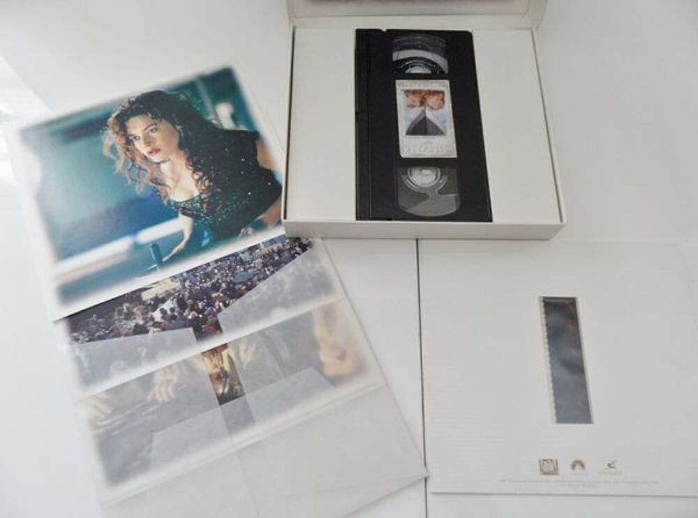 COFFRET BOX SET COLLECTOR DELUXE TITANIC CASSETTE VHS k7 Audio et hifi