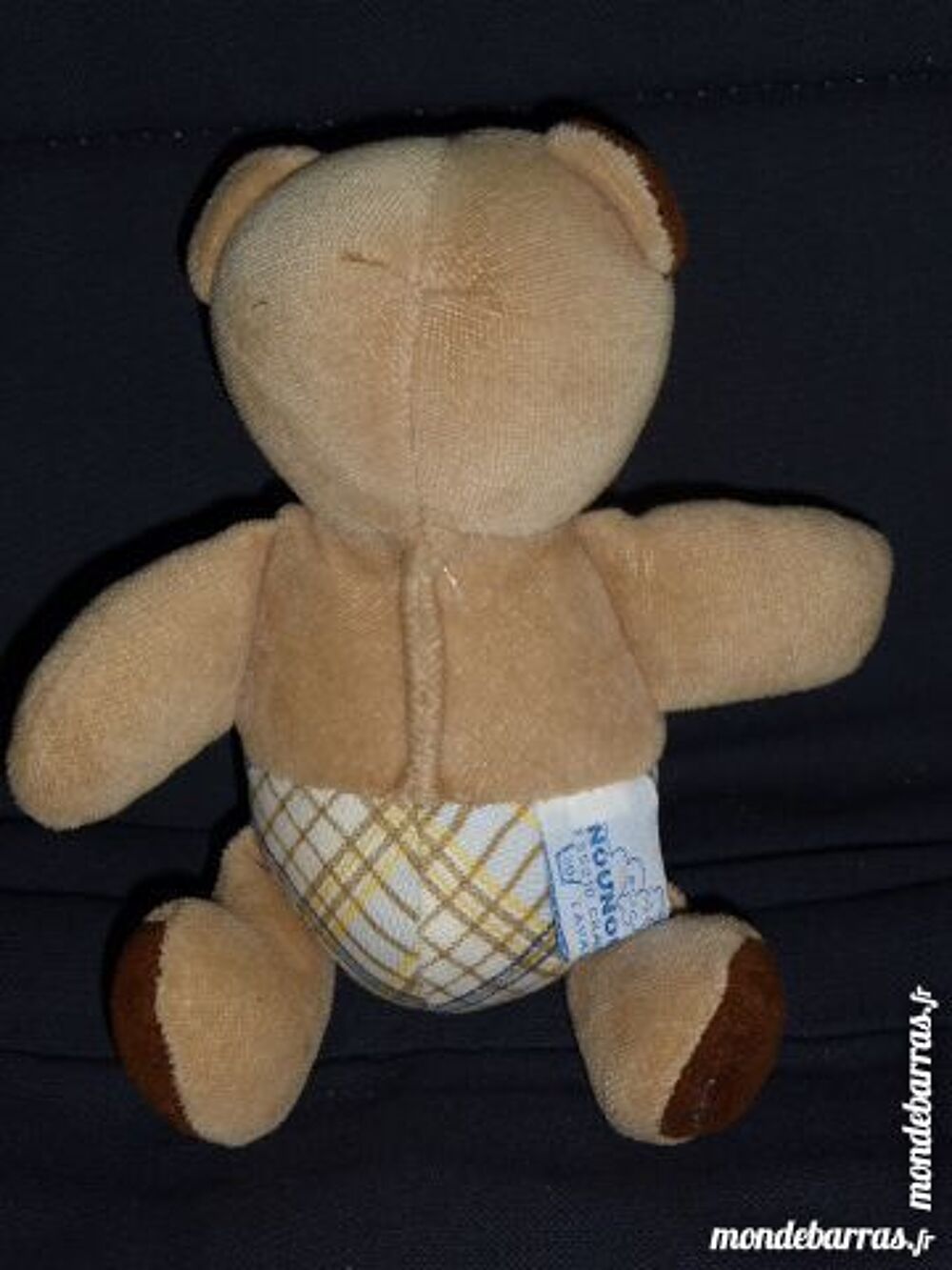 Doudou NOUNOURS 18 cm avec grelot Puériculture