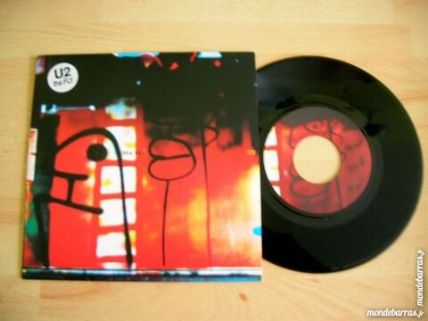 45 TOURS U2 The Fly 8 Nantes (44)