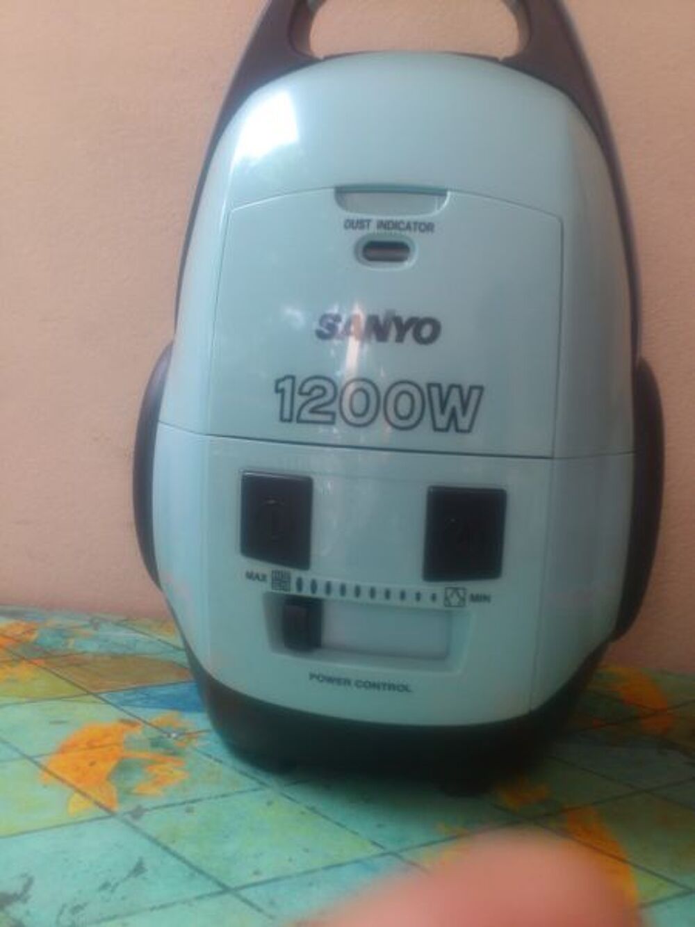 Aspirateur Electroménager