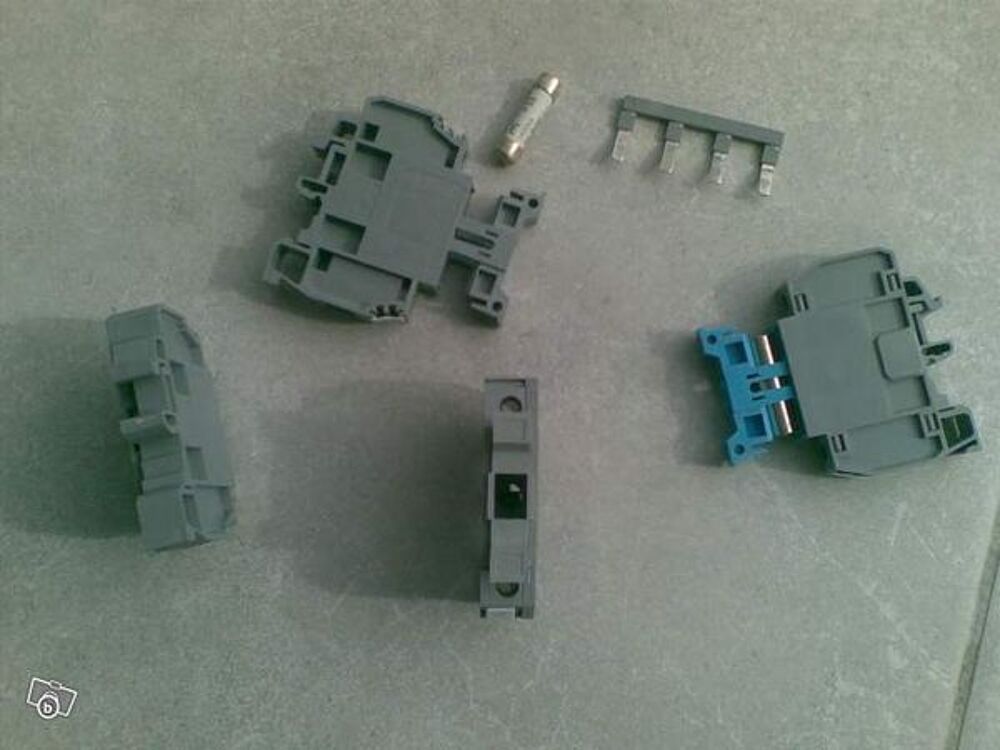 Portes fusibles 8x31 400V 20A rail DIN Bricolage