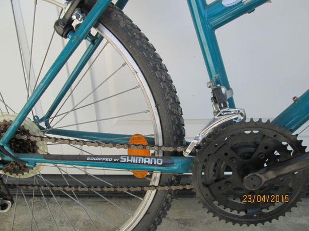 
V.T.T. Mixte couleur bleue Vélos