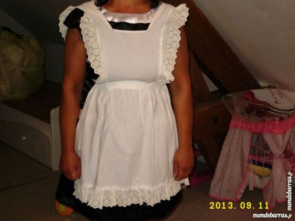 tablier soubrette Vêtements