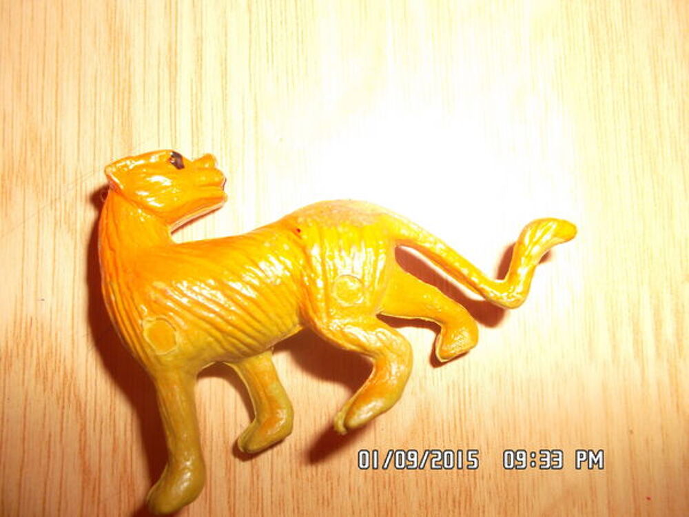 FIGURINE PUMA MARRON*JUSTE 0.50 CTS*KIKI60230 Jeux / jouets