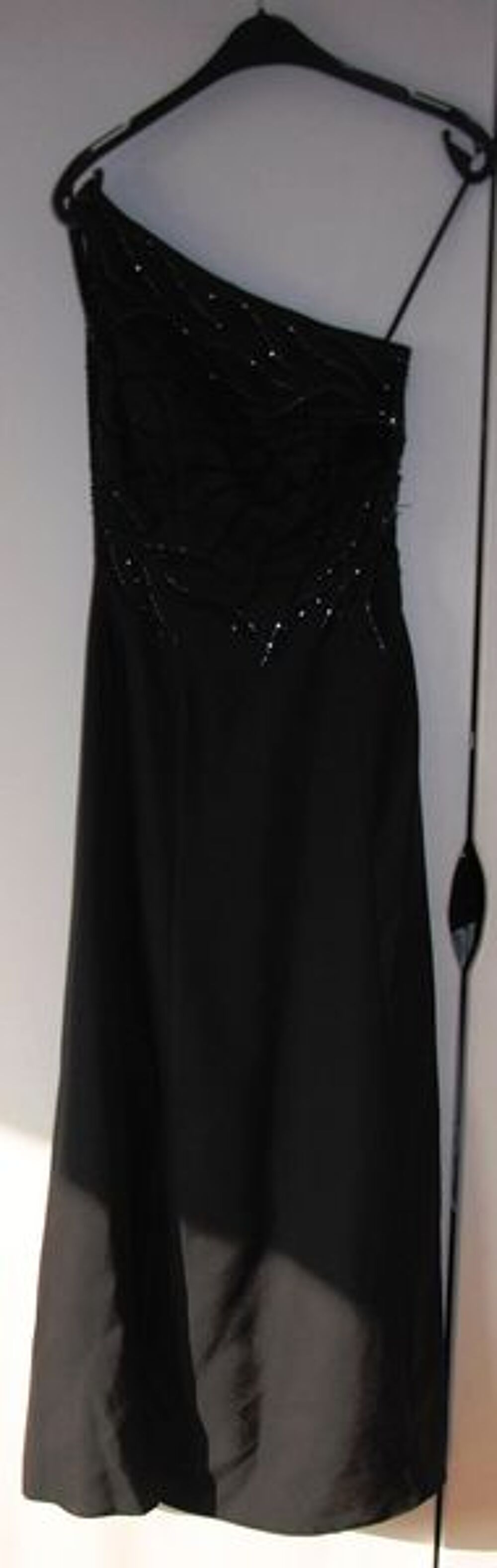 ROBE DE SOIREE Vêtements