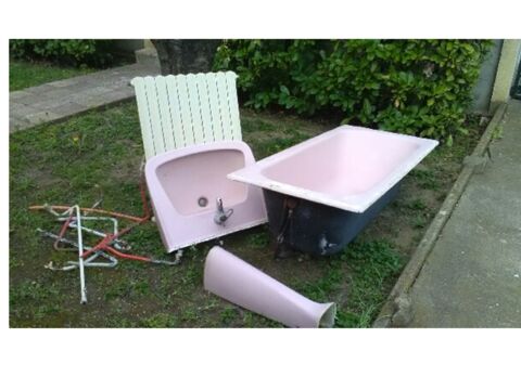 Baignoire radiateur �vier 0 Caissargues (30)