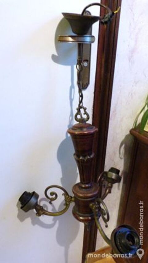 Lustre  3 branches metal et bois 15 cuisses (71)