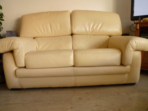 canape 2 places buffle ivoire 300 Wintzenheim (68)