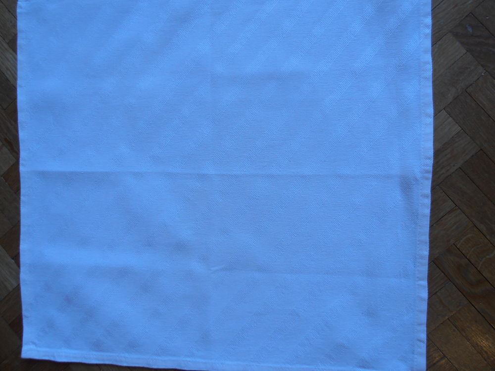 2 serviettes beiges (79) Cuisine