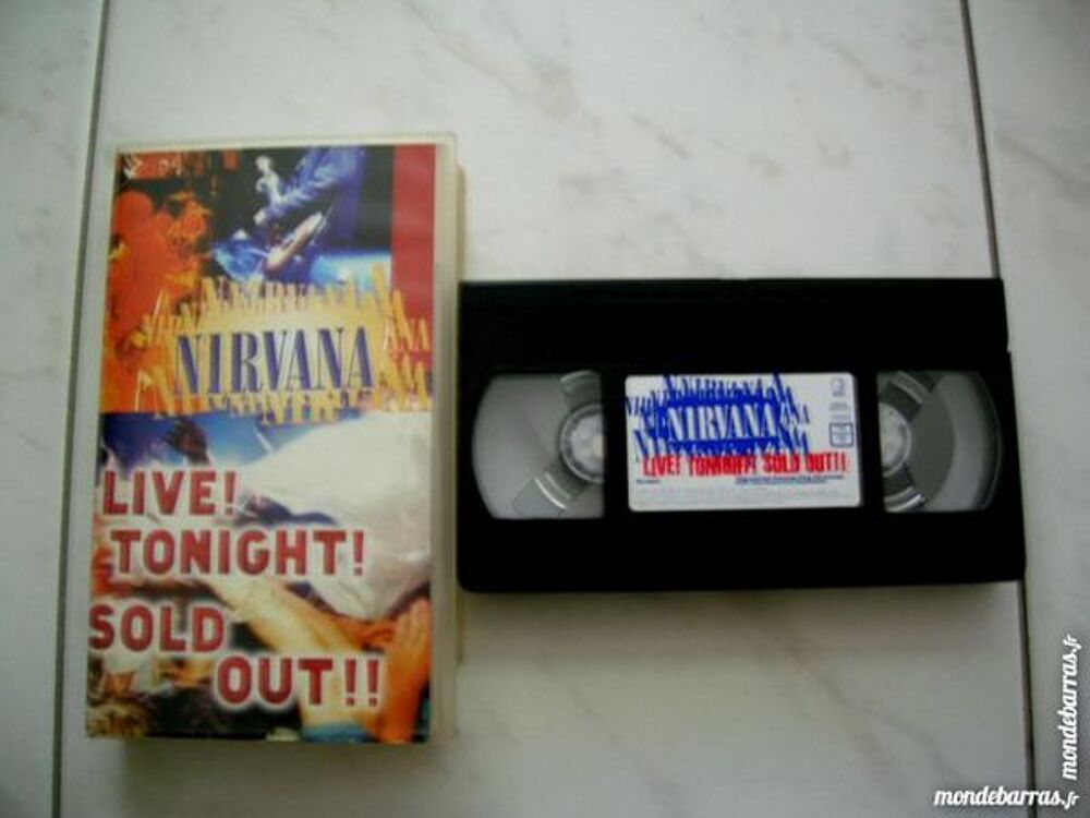 K7 VHS NIRVANA Live Tong Sold Out CD et vinyles