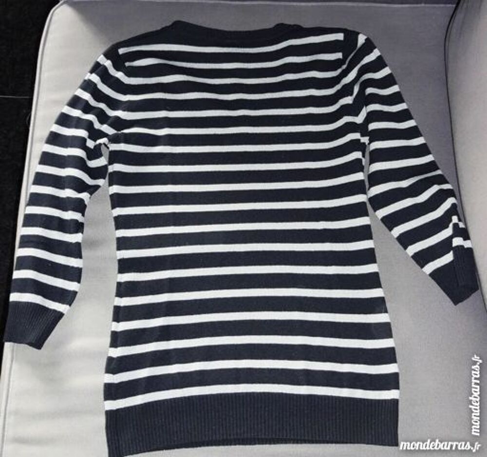 Pull ray&eacute; noir et gris Vêtements