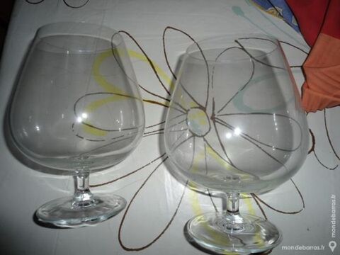 2 GRANDS VERRES A COGNAC 'GRAND CLASSIQUE' 13 Saint-Genis-Laval (69)