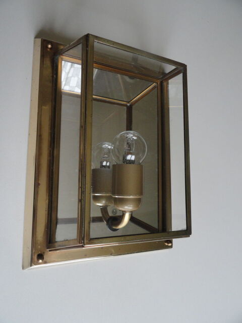 Belle applique entourage cuivre 0 Mouilleron-le-Captif (85)