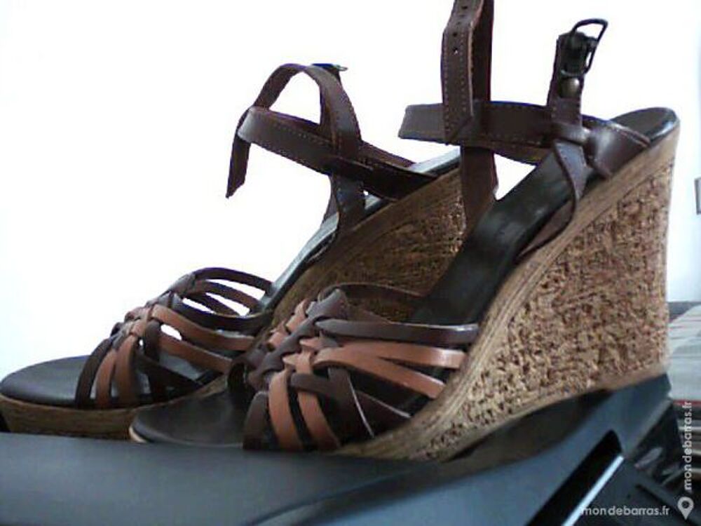 Chaussures a talon Chaussures