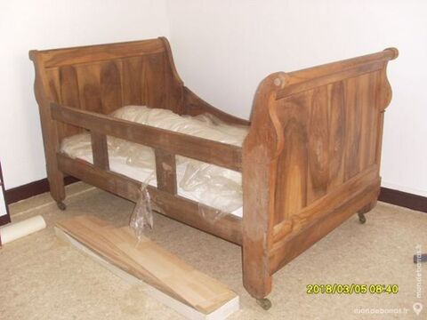 LIT BATEAU 300 Athies-sous-Laon (02)