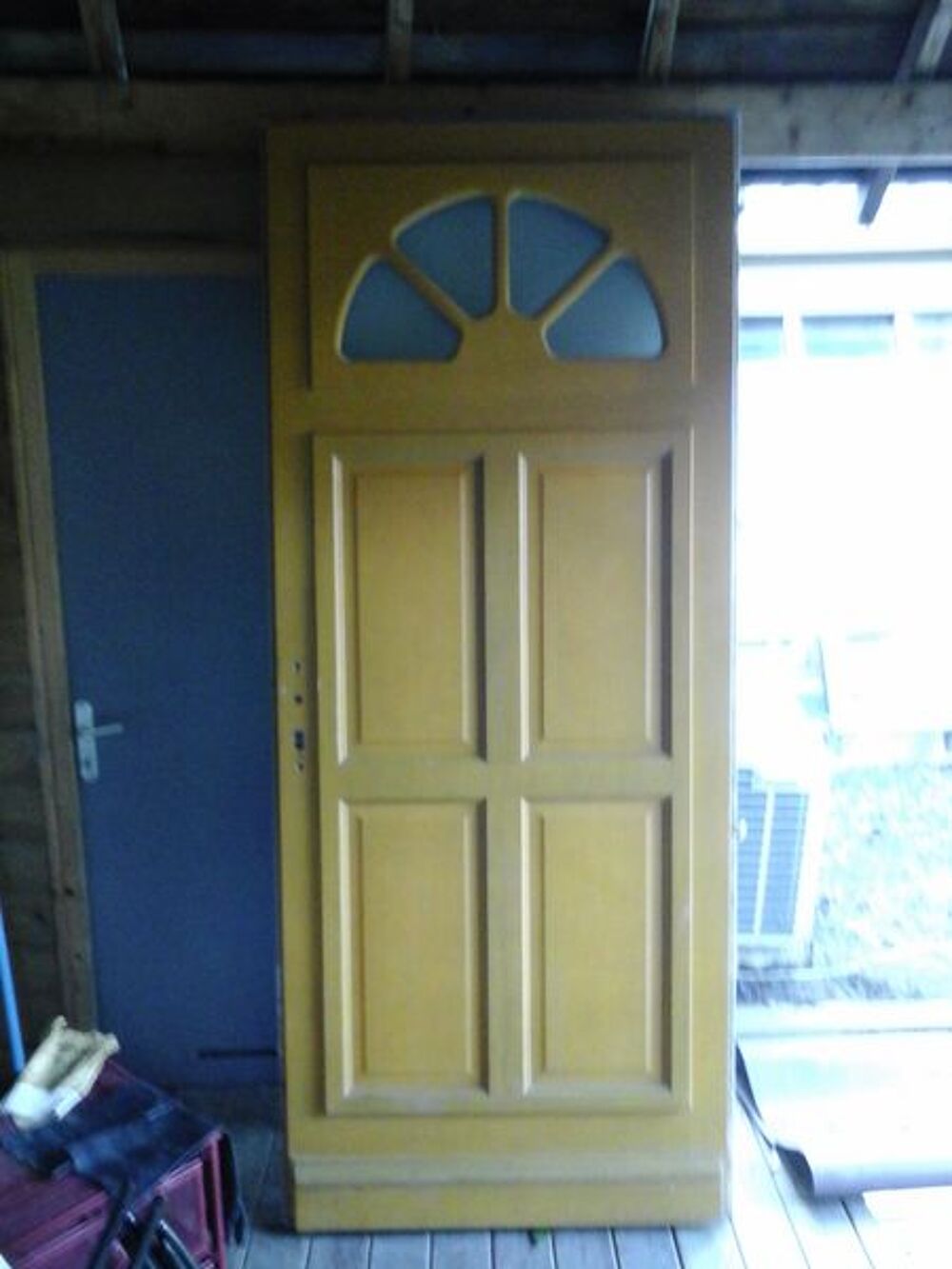 PORTE D'ENTREE 215X90 Bricolage